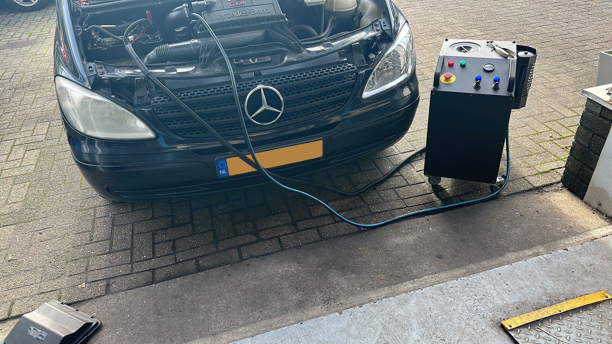 Carbon Cleaning Mercedes